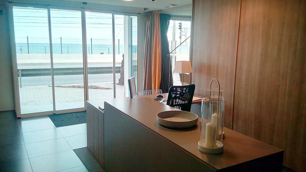 Vila De Premia Premiá de Mar Εξωτερικό φωτογραφία